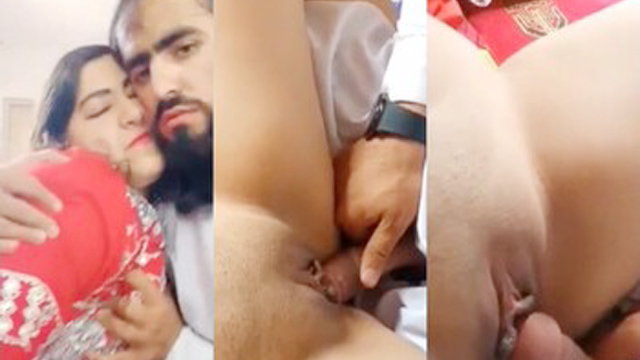 Horny Pakistani Wife Rides Husband Hard MMS