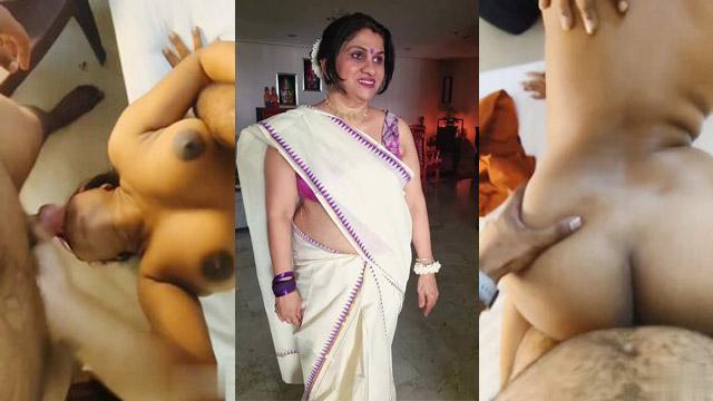 Dusky Bull Maal Aunty Fucking And Sucking Dick